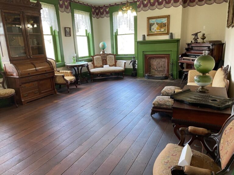 2024 Parlor 1024x768 1 768x576