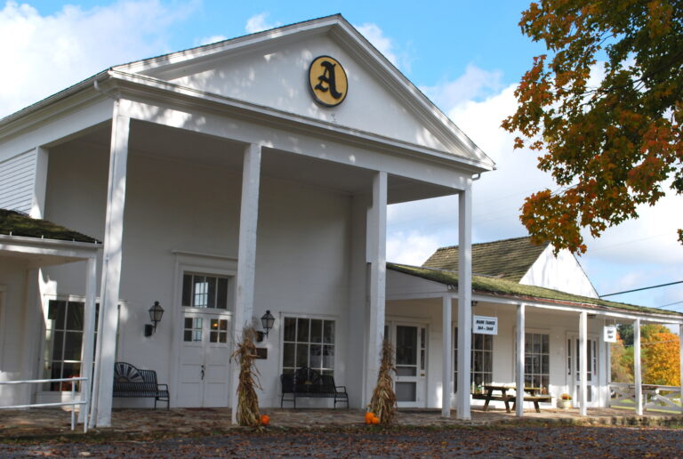 Arthurdale Heritage Farm 768x516
